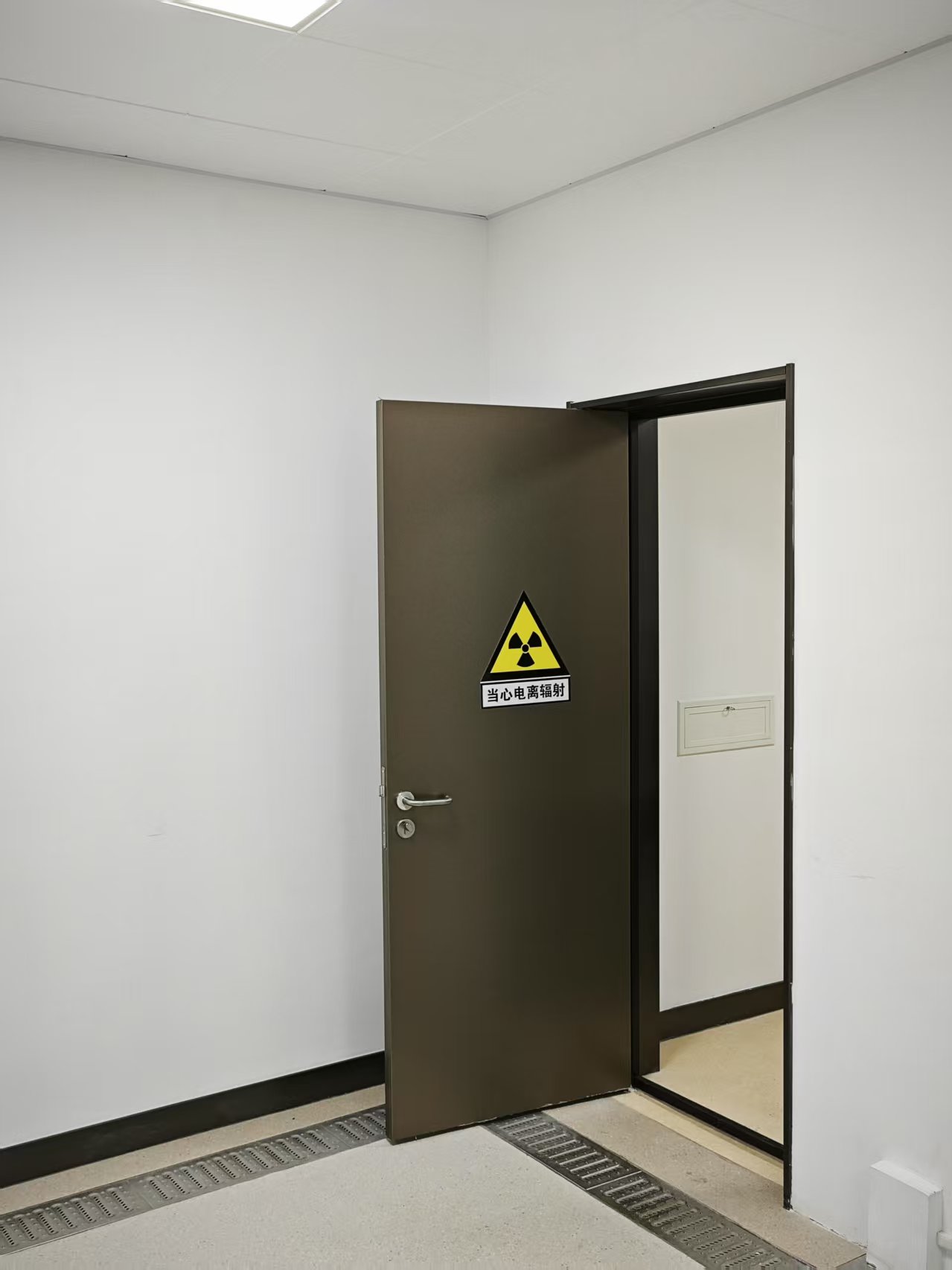 十堰CT室手动单开防护铅门